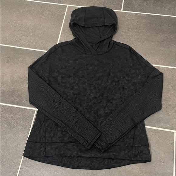 Lululemon Squad Goals Hoodie size 6 - Picture 2 of 7